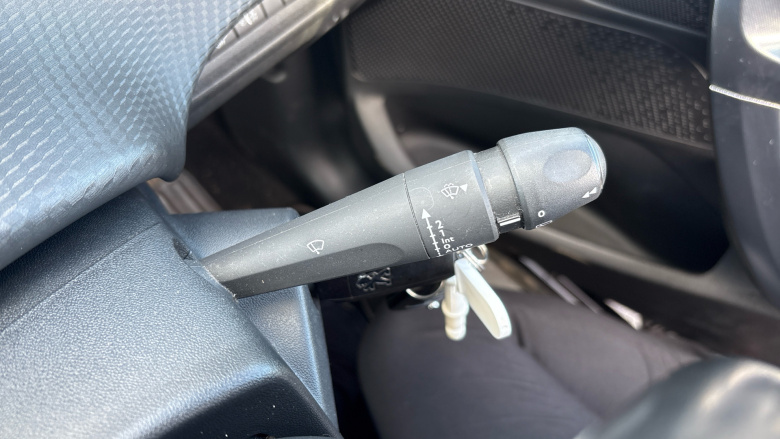 Peugeot 2008 1.2 PureTech Allure Premium 5dr [Start Stop] Petrol Estate